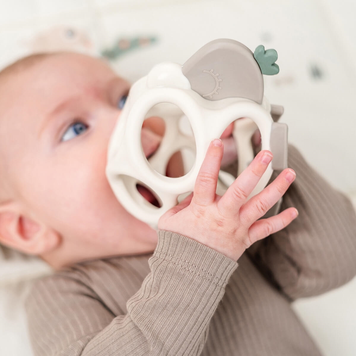 Done by Deer Foremki Silikonowe Happy Clouds Blue 3szt. 3d4bafdcfc4548939d265c550a9609f7