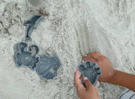 Funkit World Scrunch Silikonowe Foremki Do Piasku 4 szt. Ciemny Szary