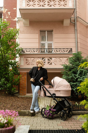 Roan Ivi 2.0 Vintage Wózek Głęboko-Spacerowy Praline + Cybex Aton B2 i-Size Fotelik Samochodowy 0-13kg + Baza One Volcano Black