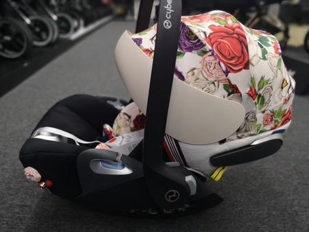 Cybex Cloud Z I-Size Fotelik Samochodowy 0-13 kg Spring Blossom Light
