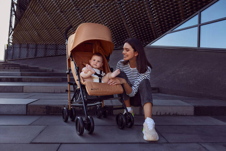 Euro-Cart Ezzo Wózek Spacerowy Taupe