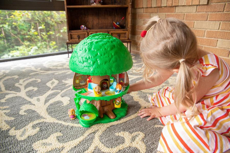 Klorofil Magiczne Drzewko Domek