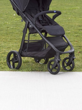 Chicco Multiride Wózek Spacerowy Jet Black
