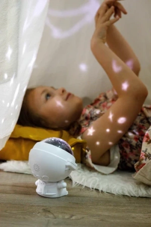 InnoGIO GioStar Astronaut Projektor z Pozytywką Dla Dzieci Astronauta