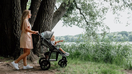 Lionelo Annet Tour Wózek Spacerowy Concrete