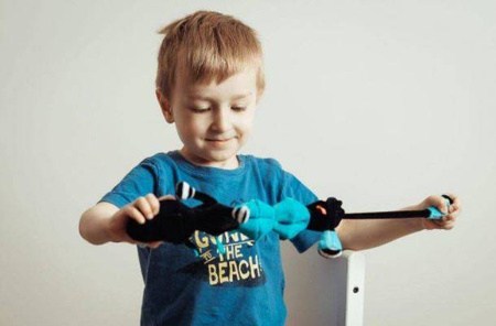 4moms Jednorożec Przytulanka Wibrująca Niebieski