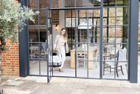 Joie Signature Calmi R129 Gondola z Możliwością Montażu w W Samochodzie Carbon