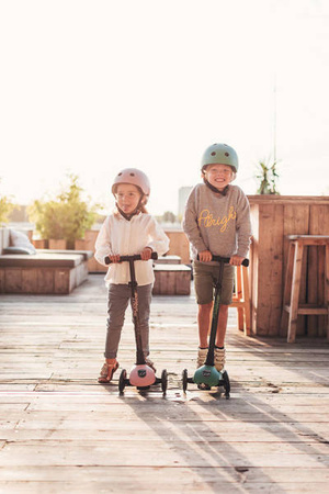 Scootandride Highwaykick 3 LED Hulajnoga Składana ze Świecącymi Kółkami 3+ Rose