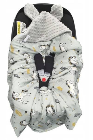 Bonjour Cherie Bambusowy Kocyk Do Fotelika 90x90 cm Jednorożce