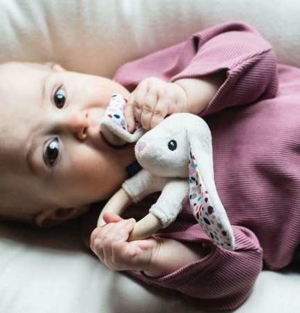 Whisbear EKO Gryzak Drewniany Króliczek Biały