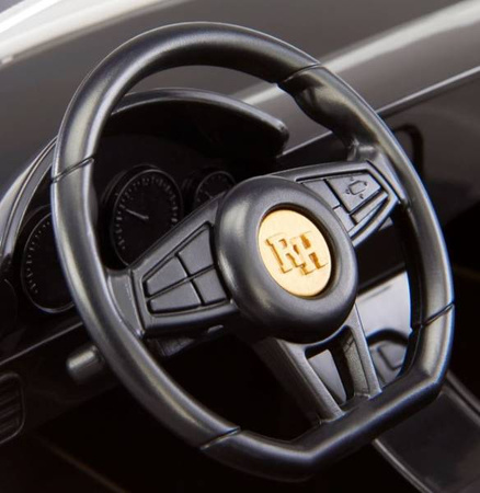 Rainbow High Fashion Samochód Do Zmiany Koloru