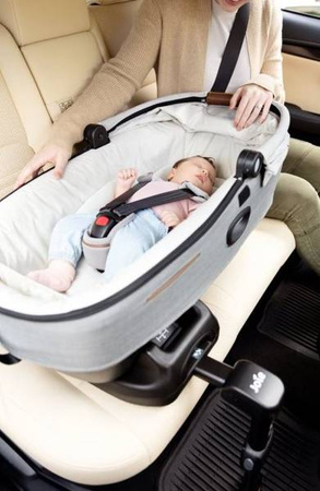 Joie Signature Calmi R129 Gondola z Możliwością Montażu w W Samochodzie Carbon