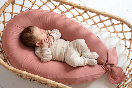 Poofi Nest Uniwersalna Poduszka Ciążowa Herbaciana Róża