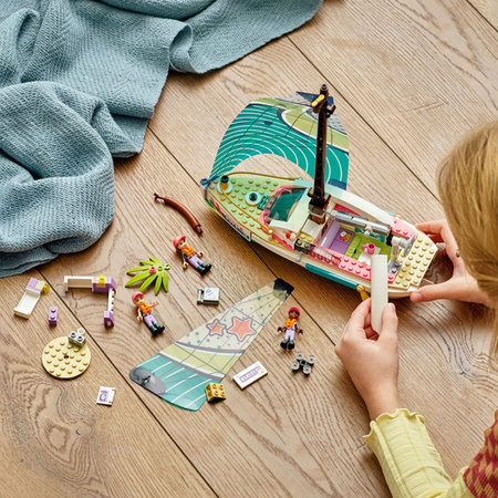 LEGO Friends 41716 Stephanie i Przygoda Pod Żaglami