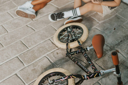 Banwood FIRST GO! rowerek biegowy Marest Allegra black