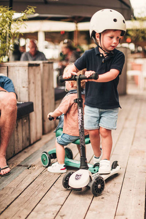 Scootandride Highwaykick 3 LED Hulajnoga Składana ze Świecącymi Kółkami 3+ Ash