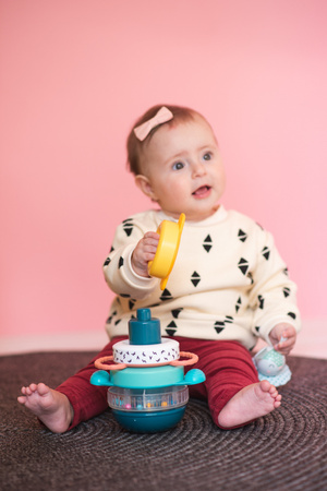 Taf Toys Piramida Króliczek Hunny – Kolorowa Układanka dla Niemowląt 9m+