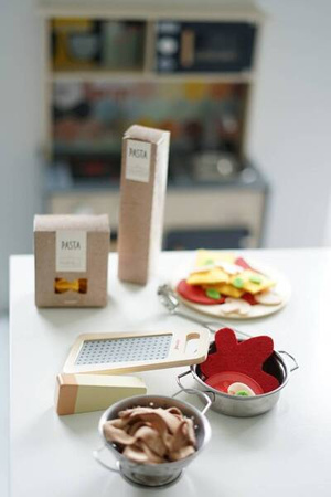 Janod Filcowy Zestaw Makaronów Z Akcesoriami Do Przyrządzania Włoskiej Pasty 3+