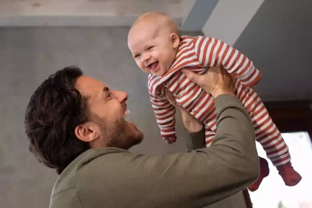 Avent Natural 3 Butelka Responsywna z Nakładką Antykolkową AirFree 1m+ 260ml Gwiazdki