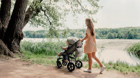 Lionelo Annet Tour Wózek Spacerowy Concrete