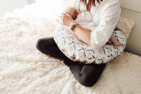 Yoonco Poduszka Do Karmienia Rogal Flower