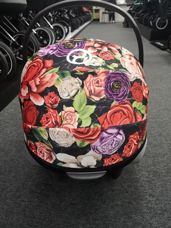 Cybex Cloud Z I-Size Fotelik Samochodowy 0-13 kg Spring Blossom Dark