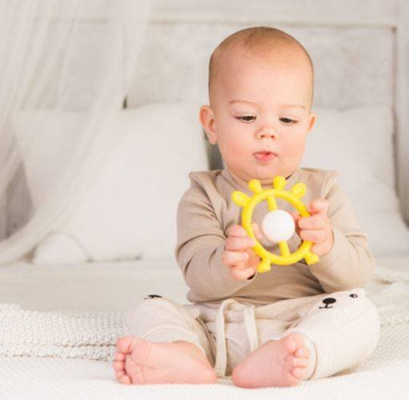 Dumel Giligums Grzechotka