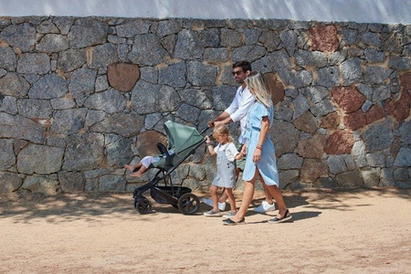 Easywalker Harvey 2 Wózek głęboko-spacerowy (zawiera stelaż, siedzisko z budką i pałąkiem) Ocean Blue