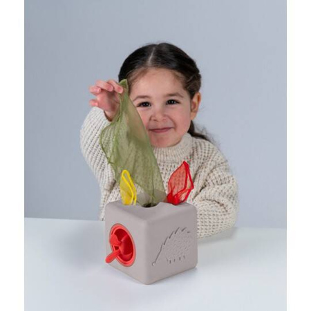 Taf Toys Pojemnik Z Wyskakującymi Chusteczkami