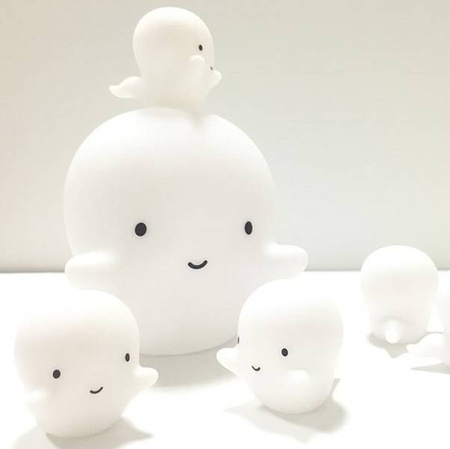 Petit Monkey Miękka Pastelowa Lampka Nocna LED Duszek