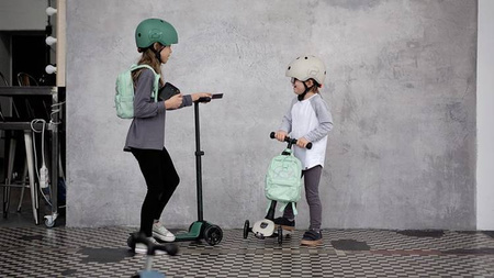 Scootandride Highwaykick 5 LED Hulajnoga Składana Ze Świecącymi Kółkami 5+ Forest