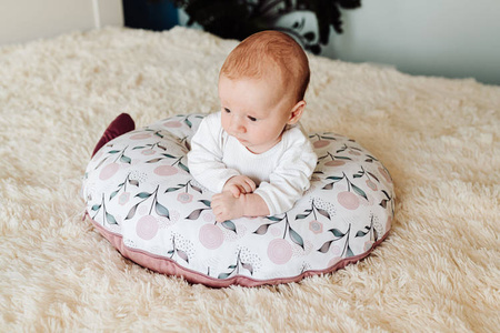 Yoonco Poduszka Do Karmienia Rogal Flower