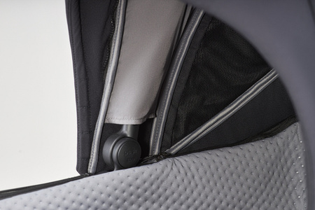 Anex M/Type Wózek Głęboko-Spacerowy Ink + Anex x Avionaut Pixel Fotelik Samochodowy 0-13kg + Adaptery Gratis