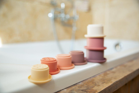 Bo Jungle Silikonowa wieża z kubków Lovely Pink