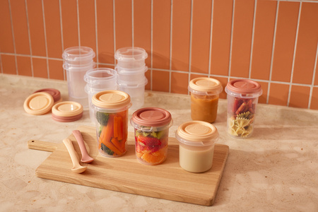 Miniland Pojemniki Na Żywność Hermetycznie Zamykane z Łyżeczkami Valencia 12x250 ml