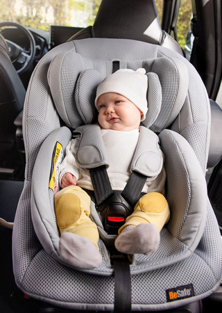 BeSafe Stretch B I-Size Fotelik Samochodowy 0-36 kg Peak Mesh