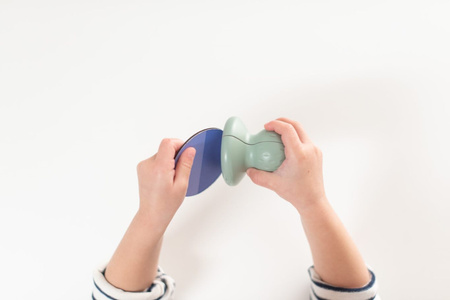 Taf Toys Puzzle Magnetyczne A Kuku Gra Rozwojowa z Łapaczem Magnesów