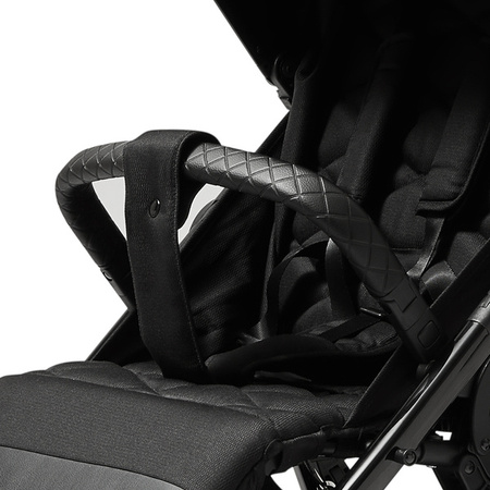 Future Design Xplode Chrome Wózek Spacerowy Jet Black