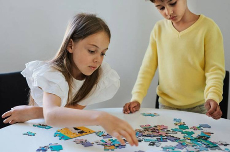 Trefl W Świecie Piesków Puzzle 100 Elementów