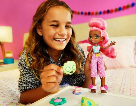 Cave Club Przyjaciółki Piżama Party Lalka Fernessa Ast GTH00 GTH03