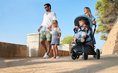 Easywalker Harvey 2 Wózek Głęboko-Spacerowy Night Black (zawiera stelaż, siedzisko z budką i pałąkiem)