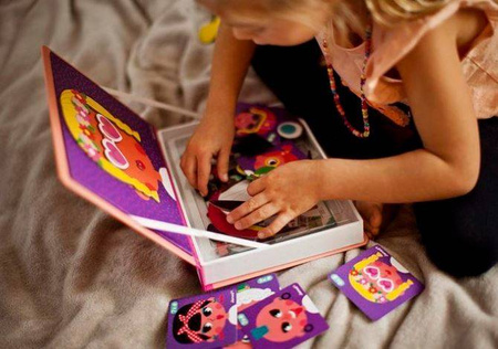 Janod Magnetibook Magnetyczna Układanka Śmieszne Buzie Dziewczynka