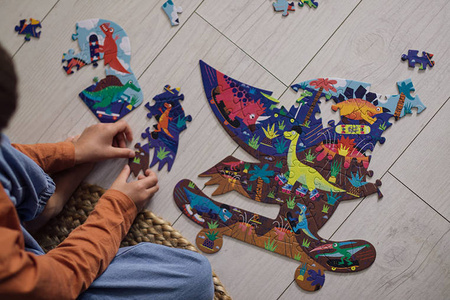 Mudpuppy Puzzle konturowe Jurajski Skatepark 75 elementów 5+