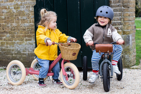 Trybike Pierwszy Rowerek Trójkołowy Dziecięcy Biegowy 2w1 Niebieski