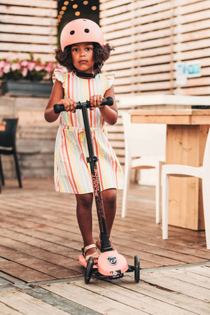 Scootandride Highwaykick 3 LED Hulajnoga Składana Ze Świecącymi Kółkami 3+ Peach