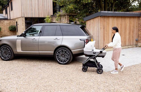 Joie Signature Calmi R129 Gondola z Możliwością Montażu W Samochodzie Eclipse + Joie i-Base Encore Baza Obrotowa