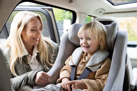 Joie Signature I-Harbour 0-18Kg Oyster + Joie i-Base Encore Baza Obrotowa Do Fotelików Samochodowych