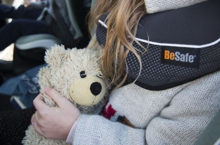 BeSafe Izi Flex Fix I-size Fotelik Samochodowy 15-36kg Peak mesh