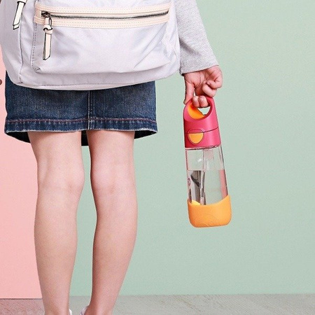 B. Box Butelka Tritanowa Ze Słomką 450 ml Strawberry Shake