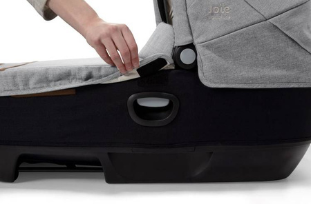 Joie Signature Calmi R129 Gondola z Możliwością Montażu w W Samochodzie Carbon